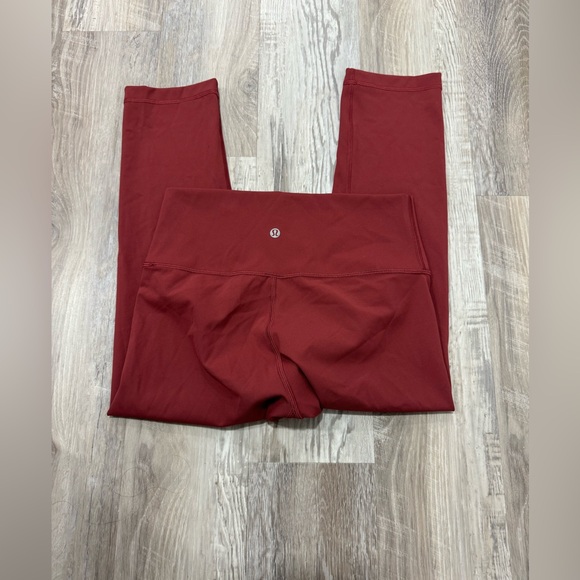 LULULEMON WOMEN’S
WUNDER UNDER Crop HR TIGHT 21” size 8 - Picture 3 of 9